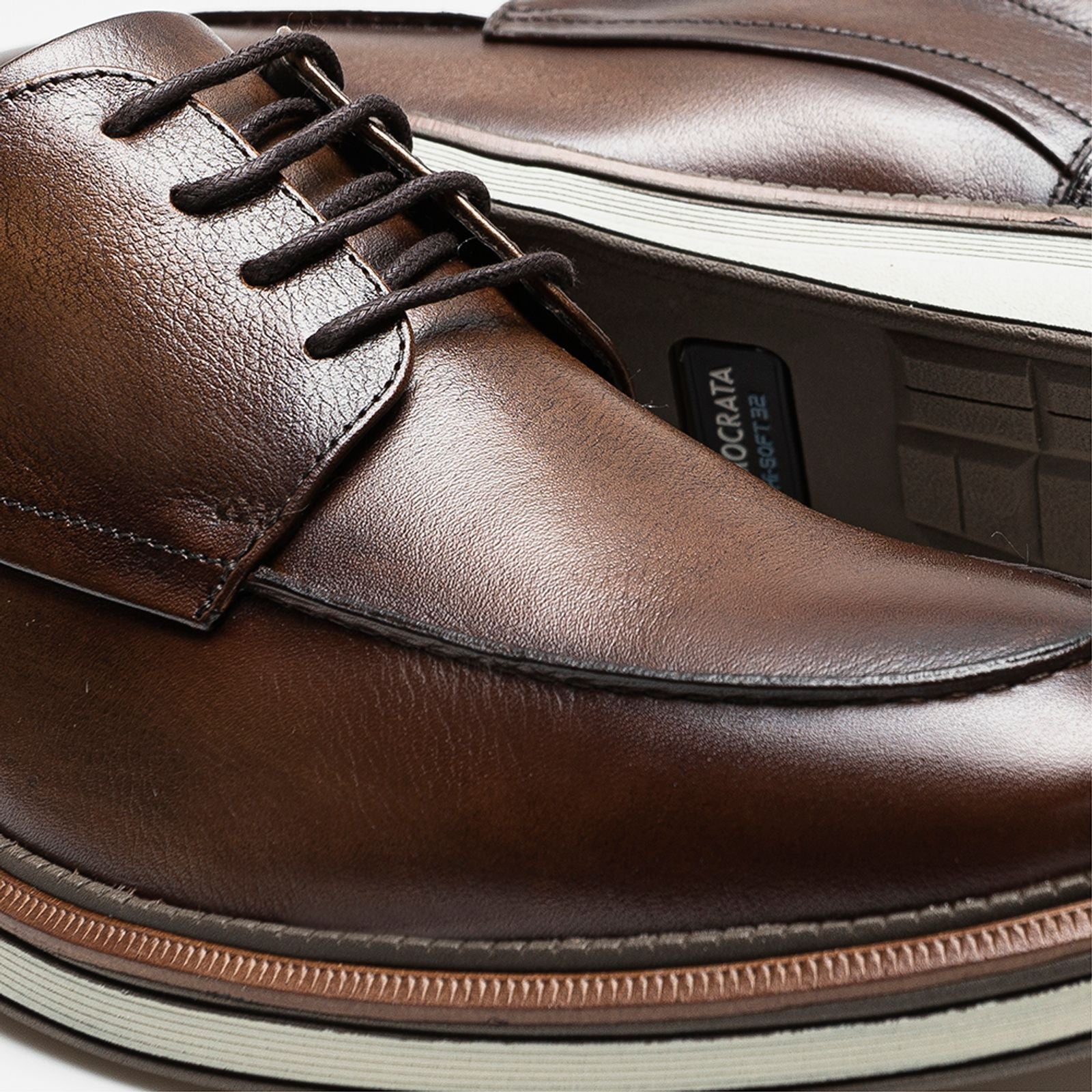 Sapato Metropolitan James Hi-Soft 32 Tan